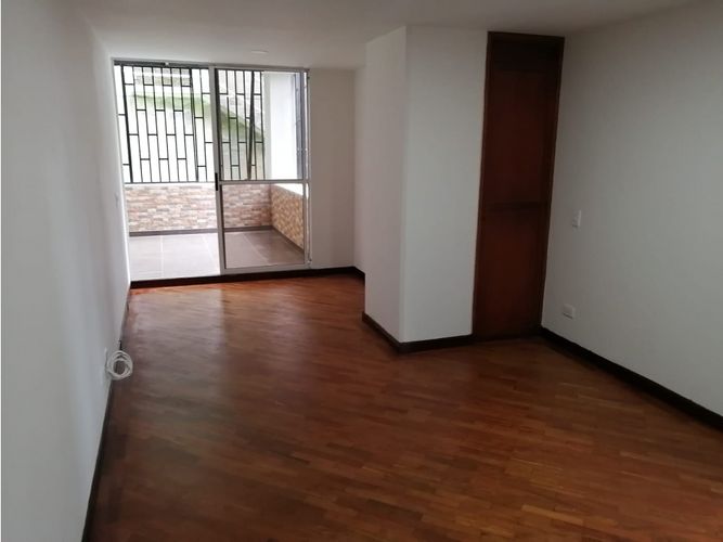 Apartamento en  Venta en San Lucas, Medellín - Miniatura 2