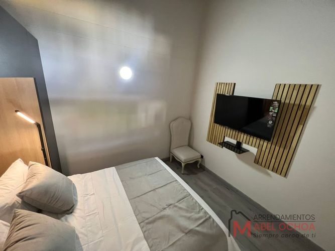 Apartamento en arriendo en Laureles, Medellín - Miniatura 2