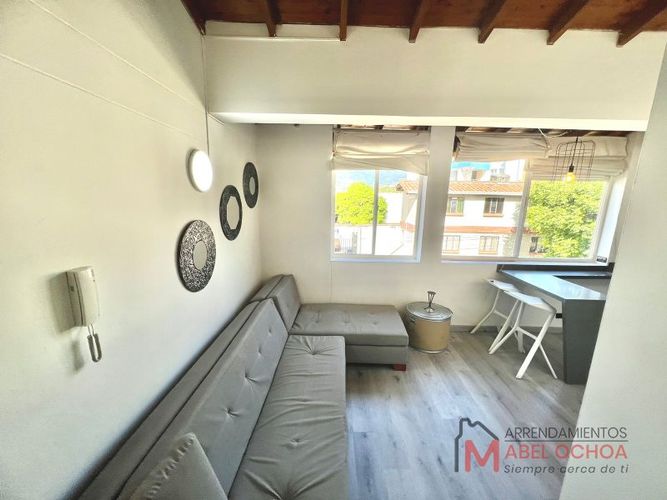 Apartamento en arriendo en Laureles, Medellín - Miniatura 4