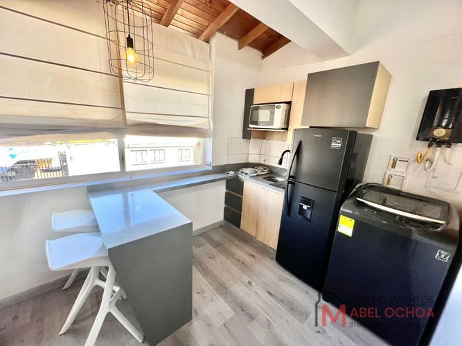 Apartamento en arriendo en Laureles, Medellín - Miniatura 5