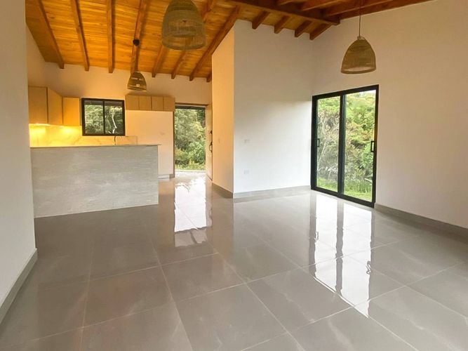 Finca en Arriendo en Guarne - Miniatura 2