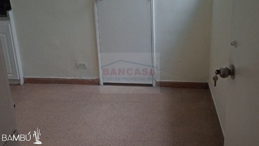 Apartaestudio en Arriendo en La candelaria, Medellín - Miniatura 3