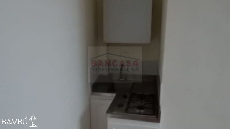 Apartaestudio en Arriendo en La candelaria, Medellín - Miniatura 4