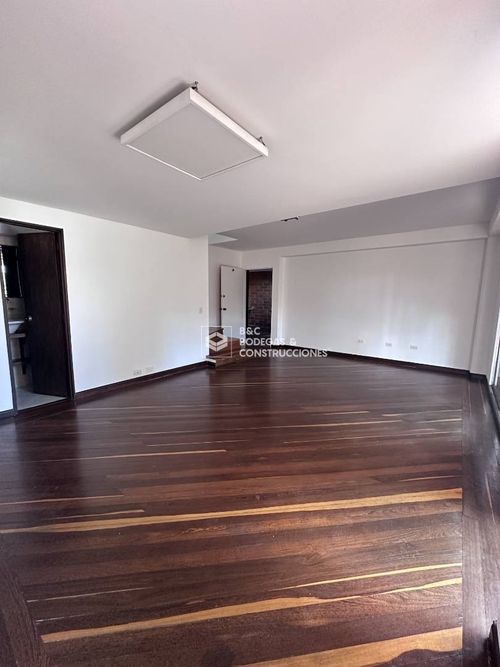 Apartamento en Arriendo en Mesa, Envigado - Miniatura 3
