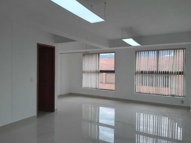 Oficina en  Venta en Santa barbara alta, Bogotá - Imagen 1
