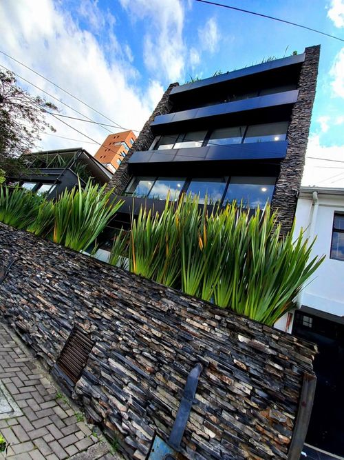 Edificio en Arriendo en Santa Ana Centro Comercial Boutique, Bogotá - Miniatura 2