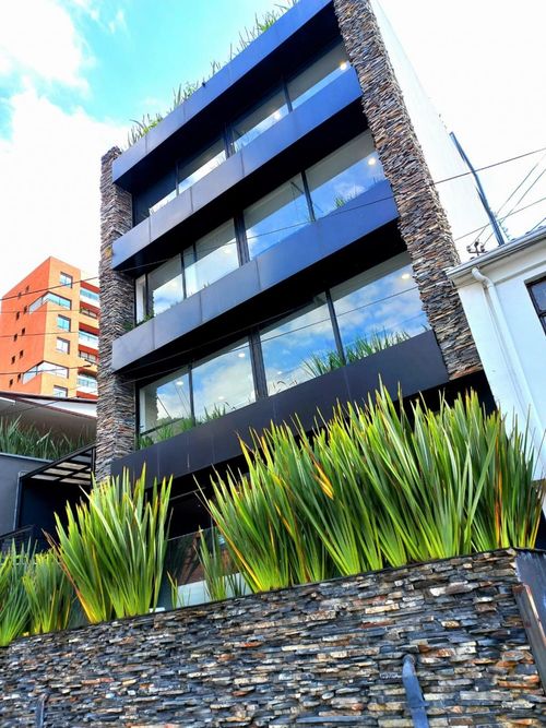 Edificio en Arriendo en Santa Ana Centro Comercial Boutique, Bogotá - Miniatura 3