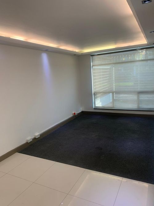 Local en Arriendo en Pontevedra, Bogotá - Miniatura 23