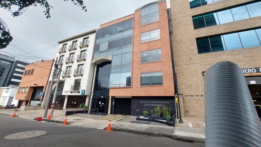 Oficina en Venta en Santa Barbara, Bogotá - Miniatura 2