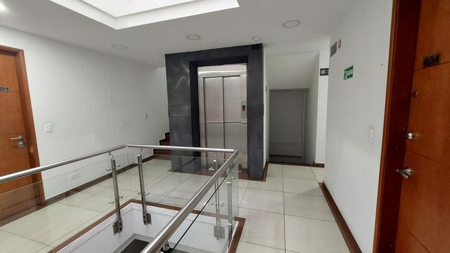Oficina en Venta en Santa Barbara, Bogotá - Miniatura 5