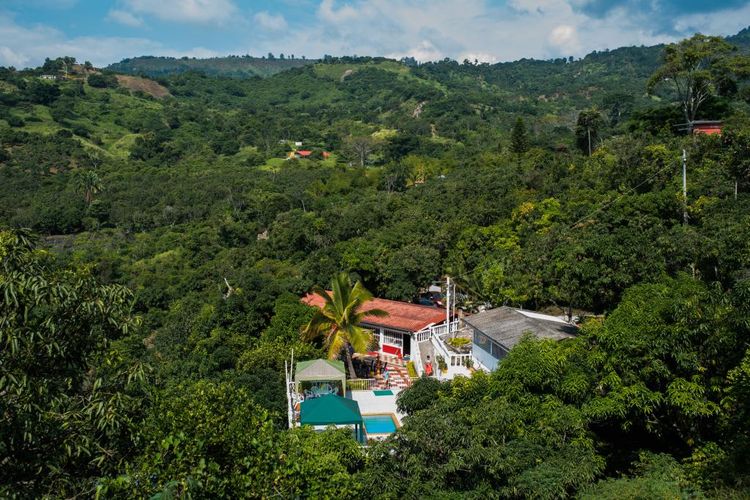 Finca en  Venta en Pe�a negra, Tena - Miniatura 2