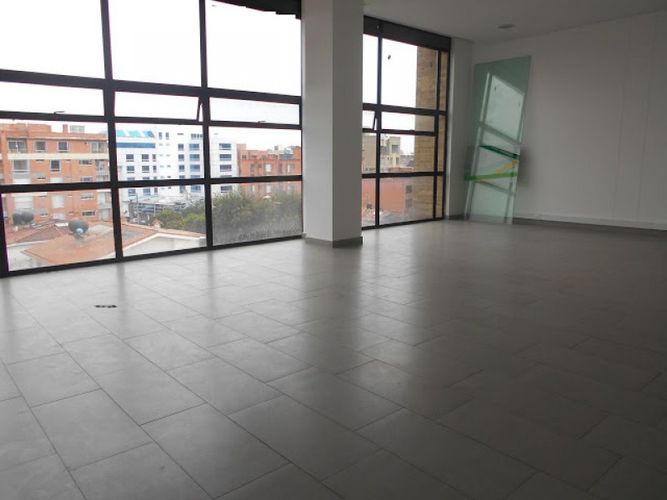 Oficina en  Venta en Santa Barbara, Bogotá - Miniatura 2