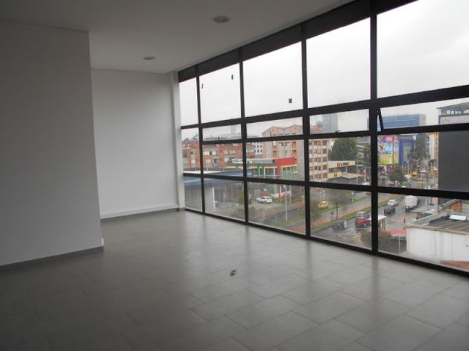 Oficina en  Venta en Santa Barbara, Bogotá - Miniatura 4