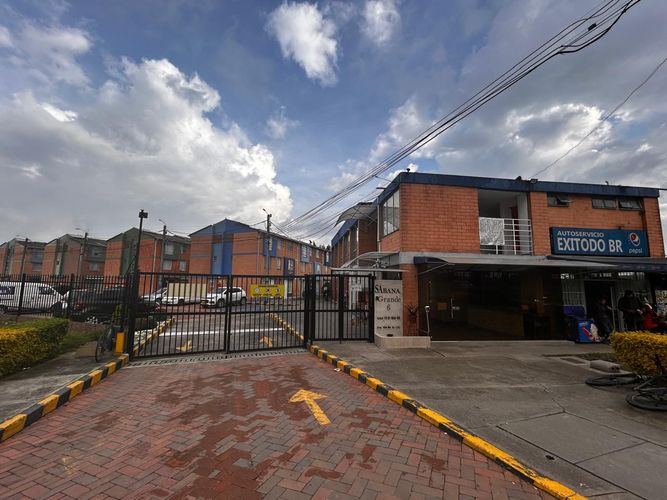 Casa en Venta en Fontibon, Bogotá - Imagen 1