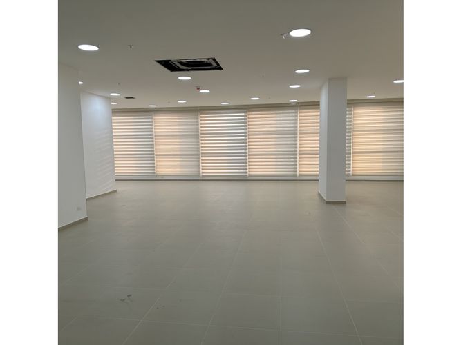 Oficina en  Arriendo en Manga, Cartagena - Miniatura 2