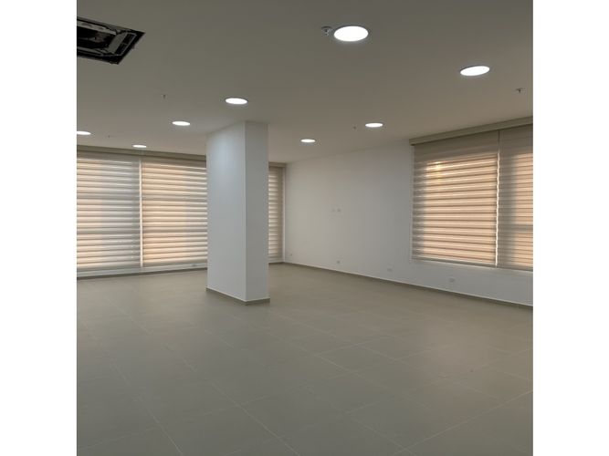 Oficina en  Arriendo en Manga, Cartagena - Miniatura 3