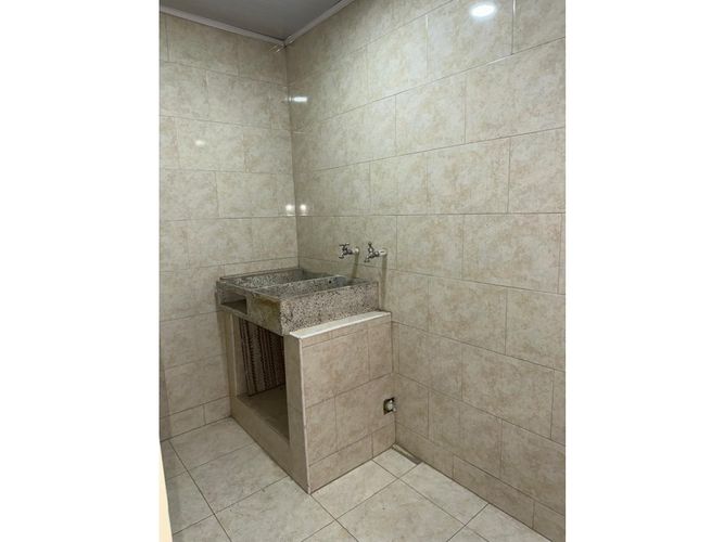 Oficina en Arriendo en Kennedy, Bogotá - Miniatura 9