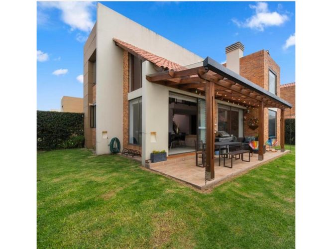 Casa en Arriendo en Cajicá - Miniatura 3