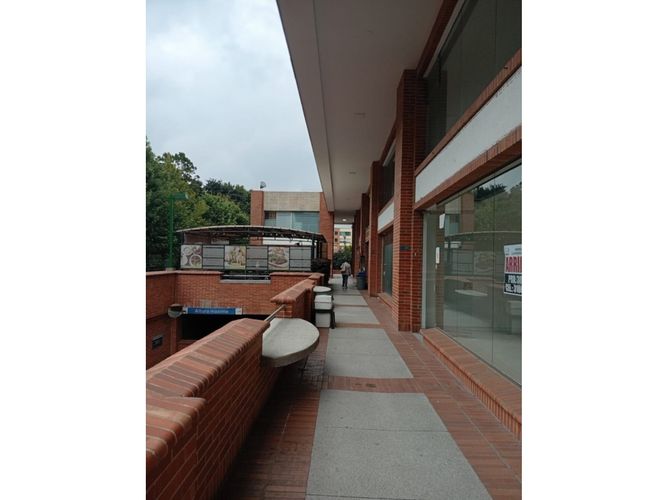 Local en Arriendo en Zona norte, Bogotá - Miniatura 4