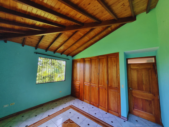 Finca en Arriendo en Guarne - Miniatura 3