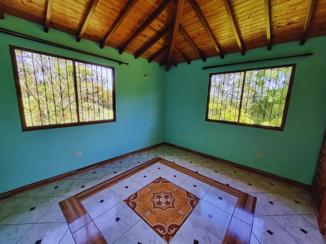 Finca en Arriendo en Guarne - Miniatura 7