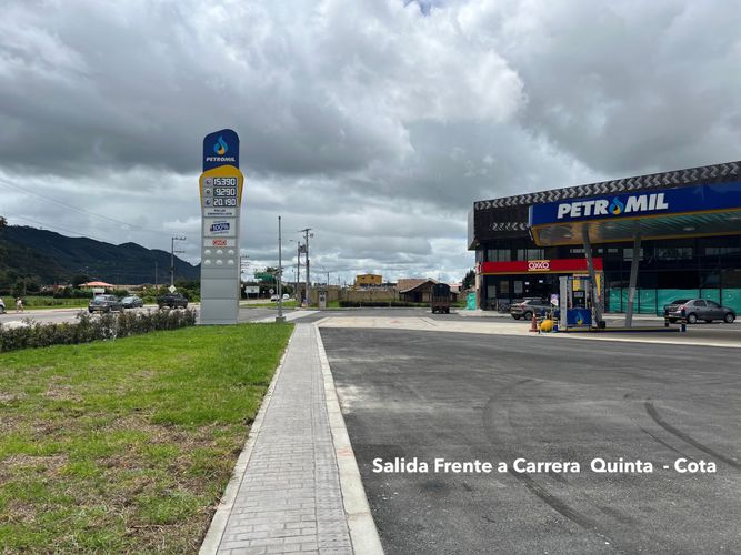 Local en Arriendo en Pueblo viejo, Cota - Miniatura 3
