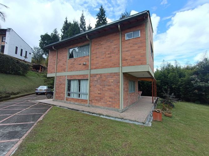 Finca en Arriendo en La hondita, Guarne - Miniatura 2