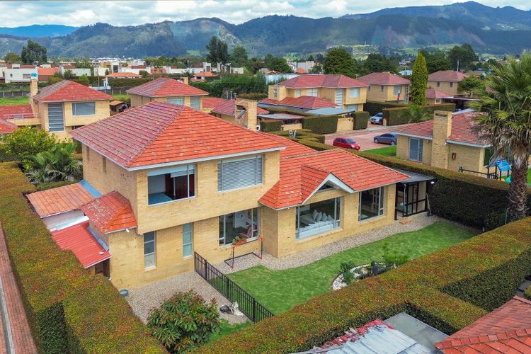 Casa en  Arriendo en Canelon, Cajicá - Imagen 1