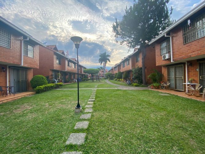 Casa en  Venta en Prados del limonar, Cali - Miniatura 2