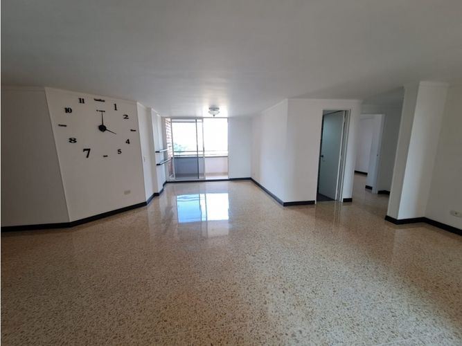 Apartamento en  Venta en Florida nueva, Medellín - Miniatura 3