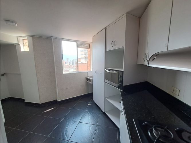 Apartamento en  Venta en Florida nueva, Medellín - Miniatura 8