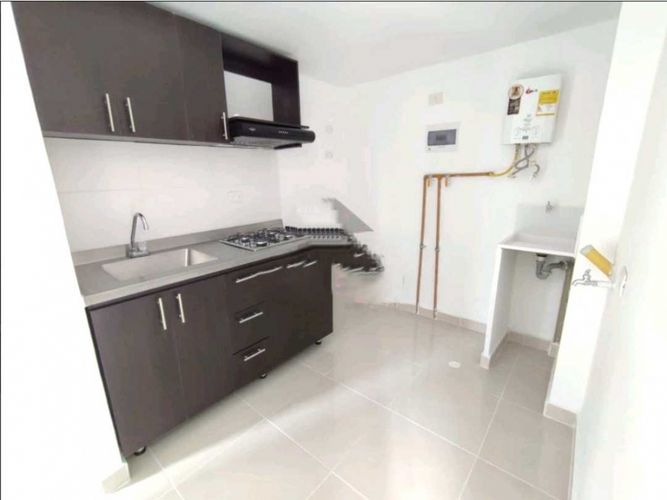 Apartaestudio en Arriendo en Pajarito, Medellín - Imagen 1