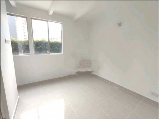 Apartaestudio en Arriendo en Pajarito, Medellín - Miniatura 5