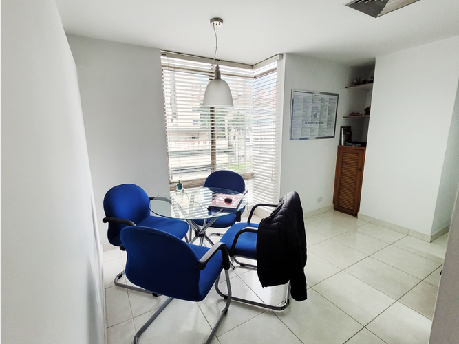 Oficina en venta en El Poblado, Medellín - Miniatura 4