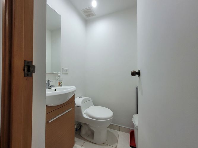 Oficina en venta en El Poblado, Medellín - Miniatura 5