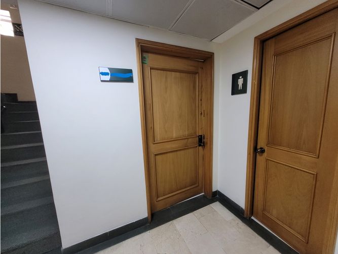 Oficina en venta en El Poblado, Medellín - Miniatura 9