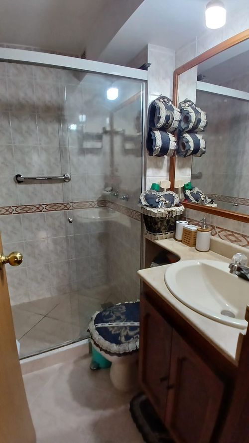 Apartamento en Venta en Castropol, Medellín - Miniatura 17