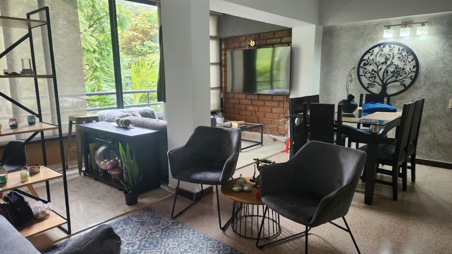 Apartamento en Venta en Loma del Escobero, Envigado - Imagen 1