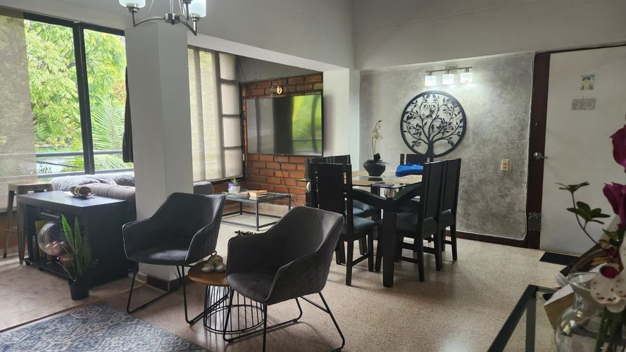 Apartamento en Venta en Loma del Escobero, Envigado - Miniatura 3