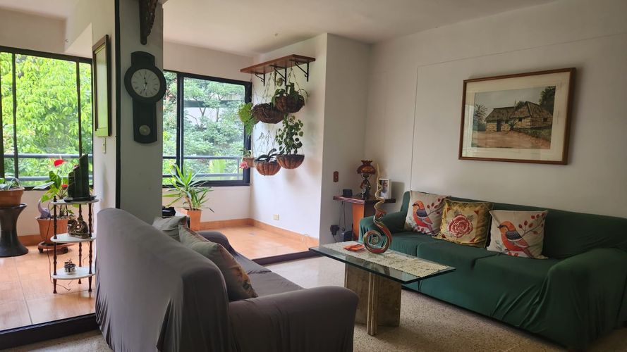 Apartamento en Venta en Loma del Escobero, Envigado - Miniatura 2