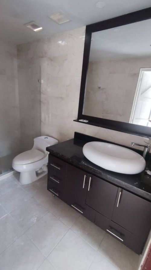 Casa en Arriendo en Zuñiga, Envigado - Miniatura 12