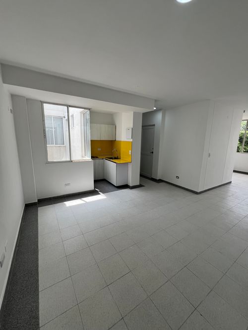 Apartaestudio en Arriendo en San vicente - Miniatura 2