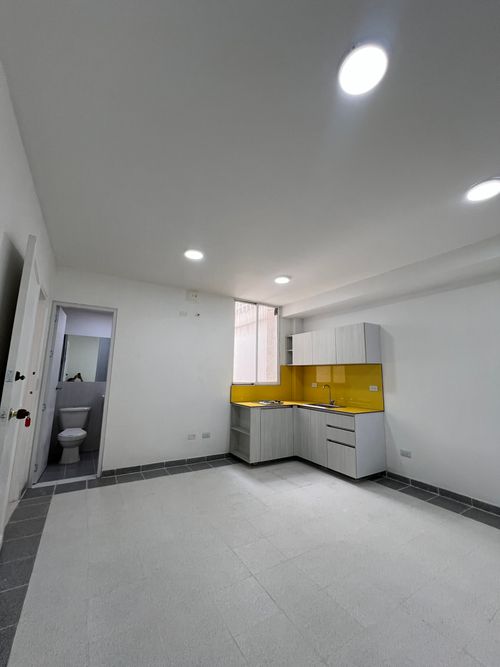 Apartaestudio en Arriendo en San vicente - Miniatura 4