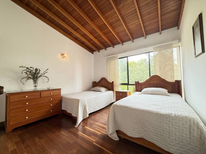 Casa en Arriendo en Los Balsos, Medellín - Imagen 1