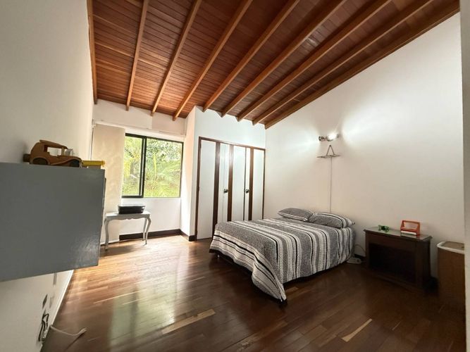 Casa en Arriendo en Los Balsos, Medellín - Miniatura 3