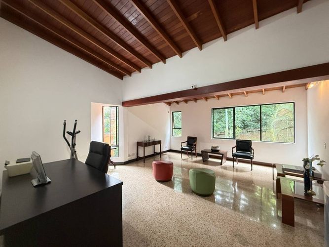 Casa en Arriendo en Los Balsos, Medellín - Miniatura 5