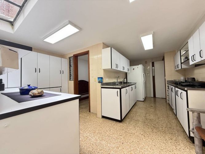 Casa en Arriendo en Los Balsos, Medellín - Miniatura 22