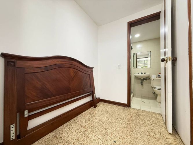 Casa en Arriendo en Los Balsos, Medellín - Miniatura 23