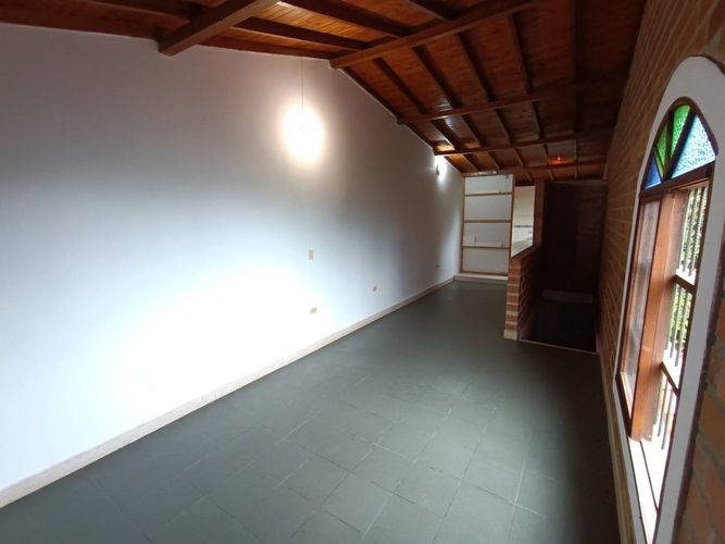 Finca en Arriendo en Santa Elena, Medellín - Miniatura 4
