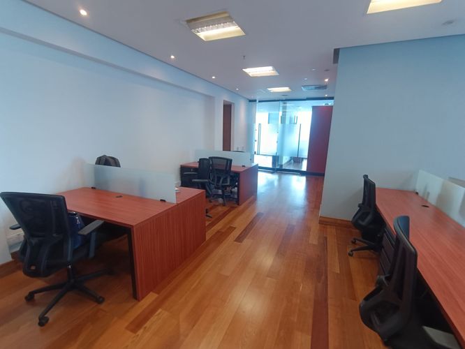 Oficina en Arriendo en Santa Barbara, Bogotá - Miniatura 6